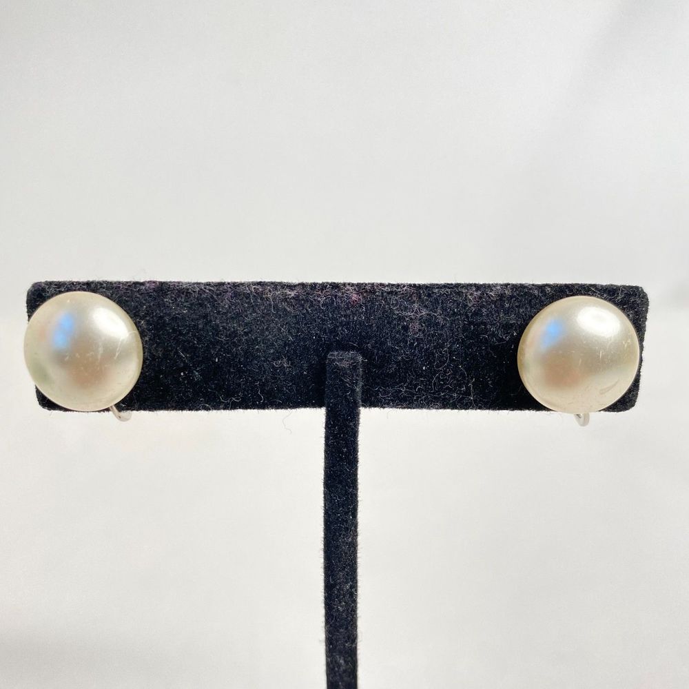 💎Richelieu Signed Vintage Tiny Faux Pearl Button Screwback Stud Earrings